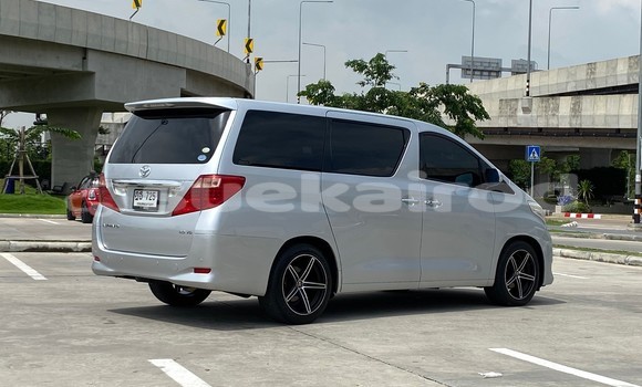 Buy Used Toyota Alphard Other Car in Bangkok in Bangkok Buy Used Toyota Alphard Other Car in Bangkok in Bangkok