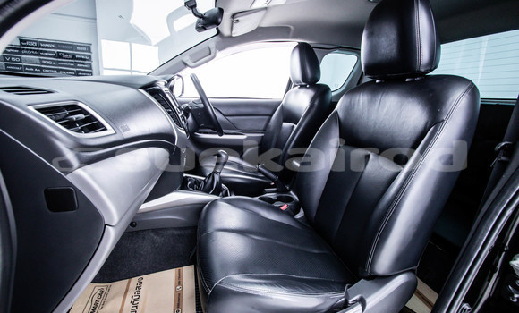 ซื้อ รถมือสอง Mitsubishi Triton สีดำ รถยนต์ ใน %{เมือง} ใน กรุงเทพมหานคร ซื้อ รถมือสอง Mitsubishi Triton สีดำ รถยนต์ ใน %{เมือง} ใน กรุงเทพมหานคร