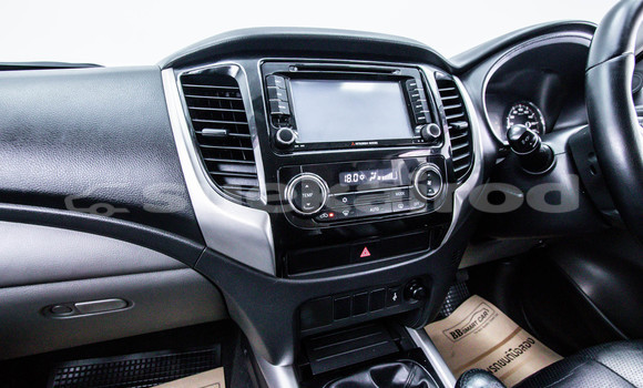 ซื้อ รถมือสอง Mitsubishi Triton สีดำ รถยนต์ ใน %{เมือง} ใน กรุงเทพมหานคร ซื้อ รถมือสอง Mitsubishi Triton สีดำ รถยนต์ ใน %{เมือง} ใน กรุงเทพมหานคร