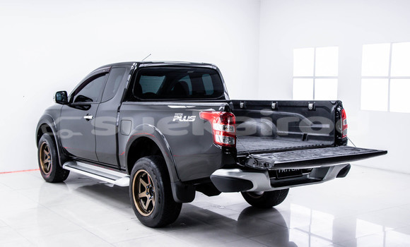 ซื้อ รถมือสอง Mitsubishi Triton สีดำ รถยนต์ ใน %{เมือง} ใน กรุงเทพมหานคร ซื้อ รถมือสอง Mitsubishi Triton สีดำ รถยนต์ ใน %{เมือง} ใน กรุงเทพมหานคร