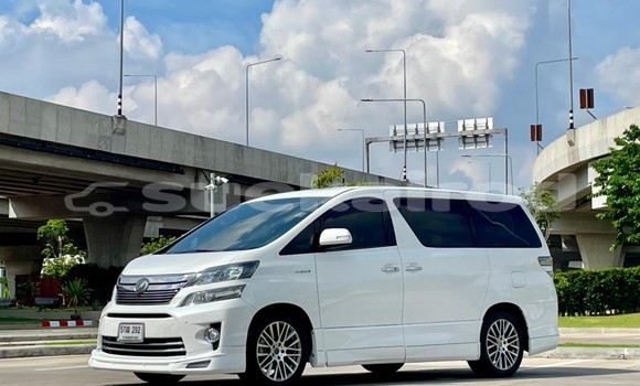 Buy Used Toyota Vellfire White Car in Bangkok in Bangkok Buy Used Toyota Vellfire White Car in Bangkok in Bangkok