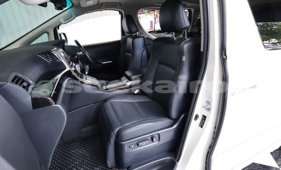 Buy Used Toyota Vellfire White Car in Bangkok in Bangkok Buy Used Toyota Vellfire White Car in Bangkok in Bangkok