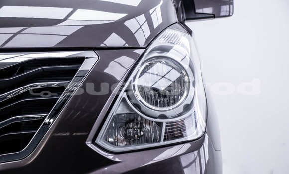 Buy Used Hyundai H1 Brown Car in Bangkok in Bangkok Buy Used Hyundai H1 Brown Car in Bangkok in Bangkok