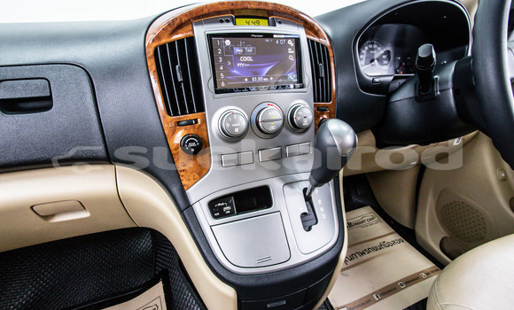 ซื้อ รถมือสอง Hyundai H1 สีน้ำตาล รถยนต์ ใน %{เมือง} ใน กรุงเทพมหานคร ซื้อ รถมือสอง Hyundai H1 สีน้ำตาล รถยนต์ ใน %{เมือง} ใน กรุงเทพมหานคร