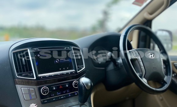 Buy Used Hyundai H1 Other Car in Bangkok in Bangkok Buy Used Hyundai H1 Other Car in Bangkok in Bangkok