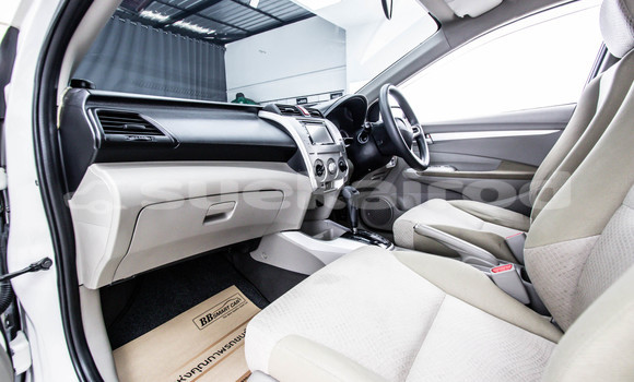 ซื้อ รถมือสอง Honda City ขาว รถยนต์ ใน %{เมือง} ใน กรุงเทพมหานคร ซื้อ รถมือสอง Honda City ขาว รถยนต์ ใน %{เมือง} ใน กรุงเทพมหานคร