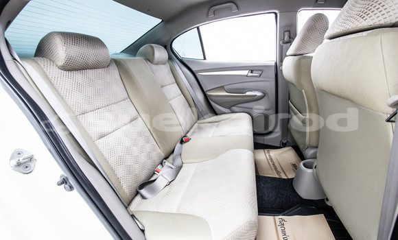 ซื้อ รถมือสอง Honda City ขาว รถยนต์ ใน %{เมือง} ใน กรุงเทพมหานคร ซื้อ รถมือสอง Honda City ขาว รถยนต์ ใน %{เมือง} ใน กรุงเทพมหานคร