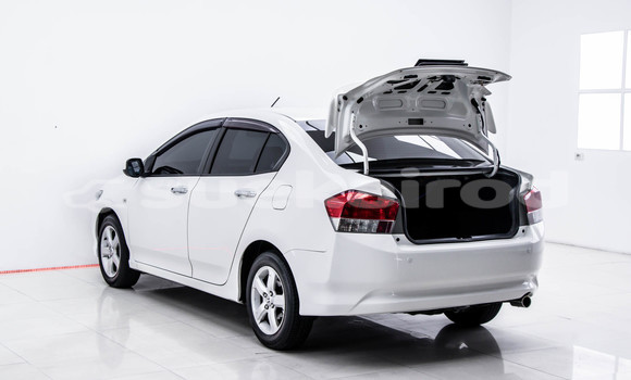 ซื้อ รถมือสอง Honda City ขาว รถยนต์ ใน %{เมือง} ใน กรุงเทพมหานคร ซื้อ รถมือสอง Honda City ขาว รถยนต์ ใน %{เมือง} ใน กรุงเทพมหานคร