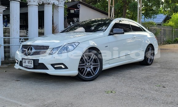 ซื้อ รถมือสอง Mercedes-Benz E200 ขาว รถยนต์ ใน %{เมือง} ใน กรุงเทพมหานคร ซื้อ รถมือสอง Mercedes-Benz E200 ขาว รถยนต์ ใน %{เมือง} ใน กรุงเทพมหานคร