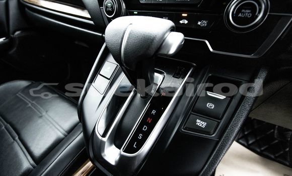 Buy Used Honda CR-V Green Car in Bangkok in Bangkok Buy Used Honda CR-V Green Car in Bangkok in Bangkok