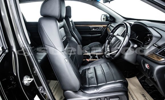 Buy Used Honda CR-V Green Car in Bangkok in Bangkok Buy Used Honda CR-V Green Car in Bangkok in Bangkok