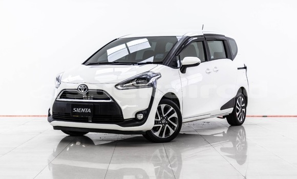 Buy Used Toyota Sienta White Car in Bangkok in Bangkok Buy Used Toyota Sienta White Car in Bangkok in Bangkok