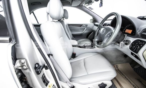 ซื้อ รถมือสอง Mercedes-Benz C180 coupe อื่น ๆ รถยนต์ ใน %{เมือง} ใน กรุงเทพมหานคร ซื้อ รถมือสอง Mercedes-Benz C180 coupe อื่น ๆ รถยนต์ ใน %{เมือง} ใน กรุงเทพมหานคร