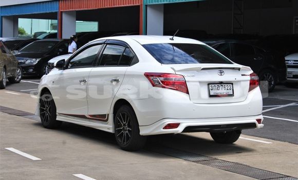 ซื้อ รถมือสอง Toyota Vios ขาว รถยนต์ ใน %{เมือง} ใน กรุงเทพมหานคร ซื้อ รถมือสอง Toyota Vios ขาว รถยนต์ ใน %{เมือง} ใน กรุงเทพมหานคร