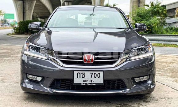 ซื้อ รถมือสอง Honda Accord อื่น ๆ รถยนต์ ใน %{เมือง} ใน กรุงเทพมหานคร