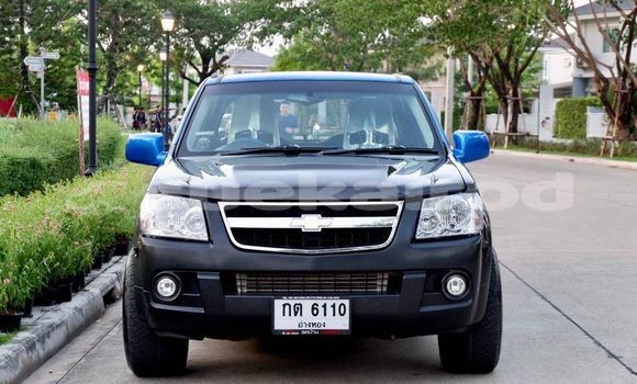 Buy Used Chevrolet Colorado Blue Car in Bangkok in Bangkok Buy Used Chevrolet Colorado Blue Car in Bangkok in Bangkok