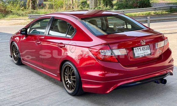 ซื้อ รถมือสอง Honda Civic สีแดง รถยนต์ ใน %{เมือง} ใน กรุงเทพมหานคร