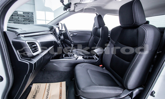 ซื้อ รถมือสอง Isuzu D-Max ขาว รถยนต์ ใน %{เมือง} ใน กรุงเทพมหานคร ซื้อ รถมือสอง Isuzu D-Max ขาว รถยนต์ ใน %{เมือง} ใน กรุงเทพมหานคร