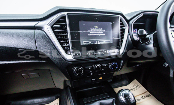 ซื้อ รถมือสอง Isuzu D-Max ขาว รถยนต์ ใน %{เมือง} ใน กรุงเทพมหานคร ซื้อ รถมือสอง Isuzu D-Max ขาว รถยนต์ ใน %{เมือง} ใน กรุงเทพมหานคร