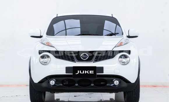 Buy Used Nissan Juke White Car in Bangkok in Bangkok