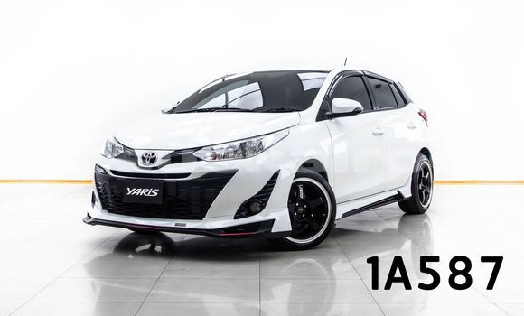 ซื้อ รถมือสอง Toyota Yaris ขาว รถยนต์ ใน %{เมือง} ใน กรุงเทพมหานคร ซื้อ รถมือสอง Toyota Yaris ขาว รถยนต์ ใน %{เมือง} ใน กรุงเทพมหานคร