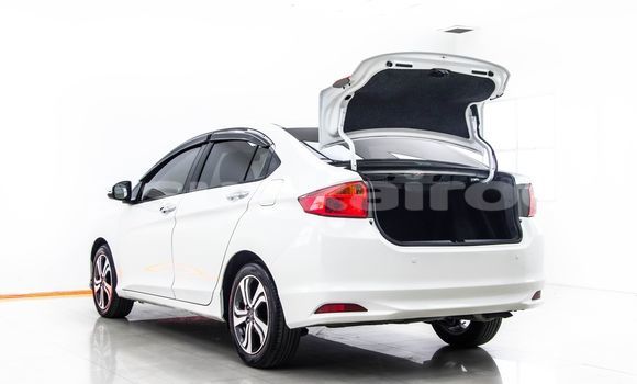 Buy Used Honda City White Car in Bangkok in Bangkok Buy Used Honda City White Car in Bangkok in Bangkok