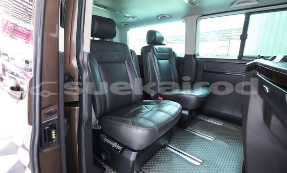 Buy Used Volkswagen Caravelle Brown Car in Bangkok in Bangkok Buy Used Volkswagen Caravelle Brown Car in Bangkok in Bangkok