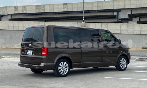 Buy Used Volkswagen Caravelle Brown Car in Bangkok in Bangkok Buy Used Volkswagen Caravelle Brown Car in Bangkok in Bangkok