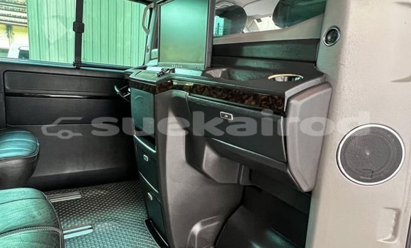 Buy Used Volkswagen Caravelle Brown Car in Bangkok in Bangkok Buy Used Volkswagen Caravelle Brown Car in Bangkok in Bangkok