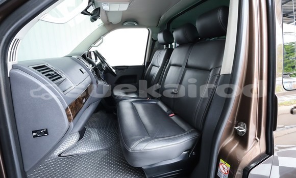 Buy Used Volkswagen Caravelle Brown Car in Bangkok in Bangkok Buy Used Volkswagen Caravelle Brown Car in Bangkok in Bangkok
