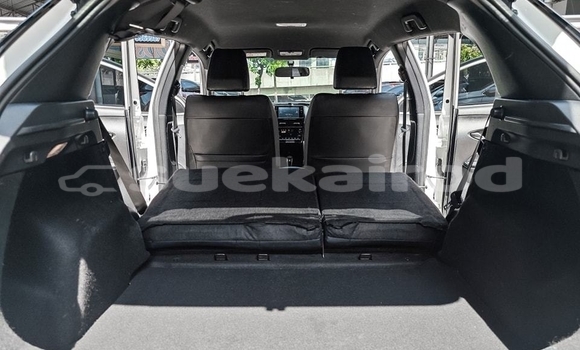 ซื้อ รถมือสอง Toyota Yaris ขาว รถยนต์ ใน %{เมือง} ใน กรุงเทพมหานคร ซื้อ รถมือสอง Toyota Yaris ขาว รถยนต์ ใน %{เมือง} ใน กรุงเทพมหานคร