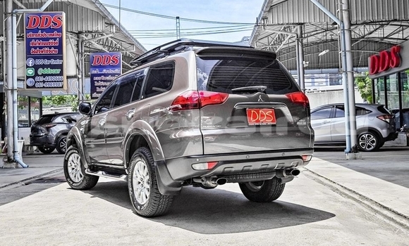 ซื้อ รถมือสอง Mitsubishi Pajero Sport อื่น ๆ รถยนต์ ใน %{เมือง} ใน กรุงเทพมหานคร ซื้อ รถมือสอง Mitsubishi Pajero Sport อื่น ๆ รถยนต์ ใน %{เมือง} ใน กรุงเทพมหานคร