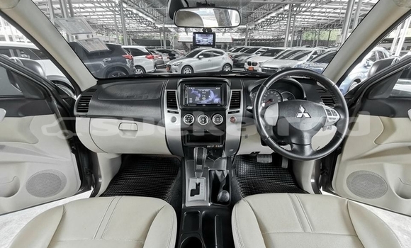 ซื้อ รถมือสอง Mitsubishi Pajero Sport อื่น ๆ รถยนต์ ใน %{เมือง} ใน กรุงเทพมหานคร ซื้อ รถมือสอง Mitsubishi Pajero Sport อื่น ๆ รถยนต์ ใน %{เมือง} ใน กรุงเทพมหานคร