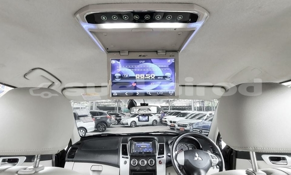 ซื้อ รถมือสอง Mitsubishi Pajero Sport อื่น ๆ รถยนต์ ใน %{เมือง} ใน กรุงเทพมหานคร ซื้อ รถมือสอง Mitsubishi Pajero Sport อื่น ๆ รถยนต์ ใน %{เมือง} ใน กรุงเทพมหานคร