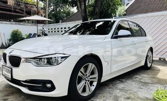 Buy Used BMW 3–Series White Car in Bangkok in Bangkok