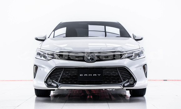 Buy Used Toyota Camry White Car in Bangkok in Bangkok Buy Used Toyota Camry White Car in Bangkok in Bangkok