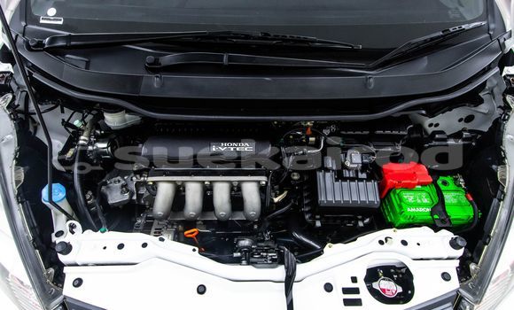 Buy Used Honda Jazz White Car in Bangkok in Bangkok Buy Used Honda Jazz White Car in Bangkok in Bangkok