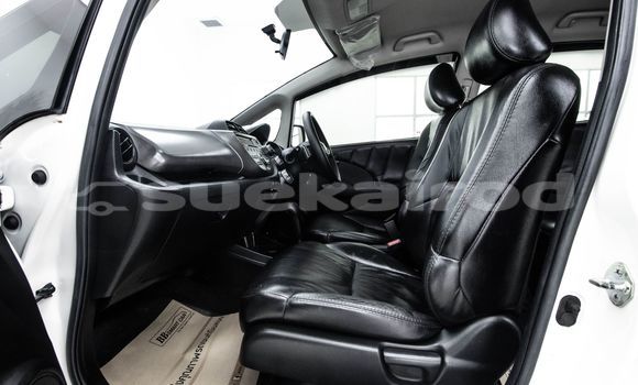 Buy Used Honda Jazz White Car in Bangkok in Bangkok Buy Used Honda Jazz White Car in Bangkok in Bangkok