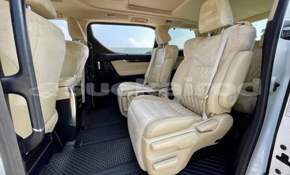 ซื้อ รถมือสอง Toyota Alphard ขาว รถยนต์ ใน %{เมือง} ใน กรุงเทพมหานคร ซื้อ รถมือสอง Toyota Alphard ขาว รถยนต์ ใน %{เมือง} ใน กรุงเทพมหานคร