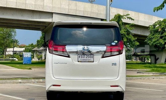 ซื้อ รถมือสอง Toyota Alphard ขาว รถยนต์ ใน %{เมือง} ใน กรุงเทพมหานคร ซื้อ รถมือสอง Toyota Alphard ขาว รถยนต์ ใน %{เมือง} ใน กรุงเทพมหานคร