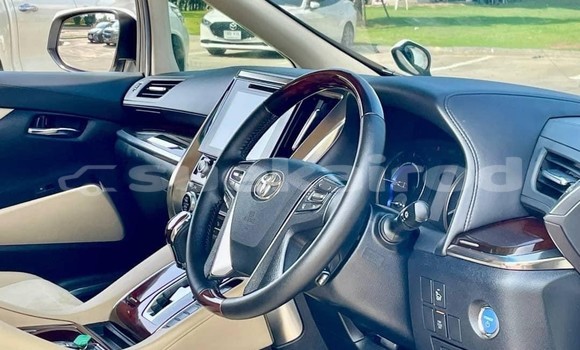 ซื้อ รถมือสอง Toyota Alphard ขาว รถยนต์ ใน %{เมือง} ใน กรุงเทพมหานคร ซื้อ รถมือสอง Toyota Alphard ขาว รถยนต์ ใน %{เมือง} ใน กรุงเทพมหานคร