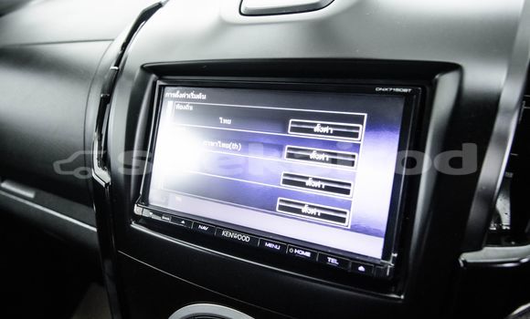 Buy Used Isuzu D-Max White Car in Bangkok in Bangkok Buy Used Isuzu D-Max White Car in Bangkok in Bangkok