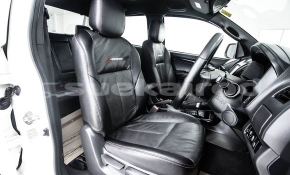 Buy Used Isuzu D-Max White Car in Bangkok in Bangkok Buy Used Isuzu D-Max White Car in Bangkok in Bangkok