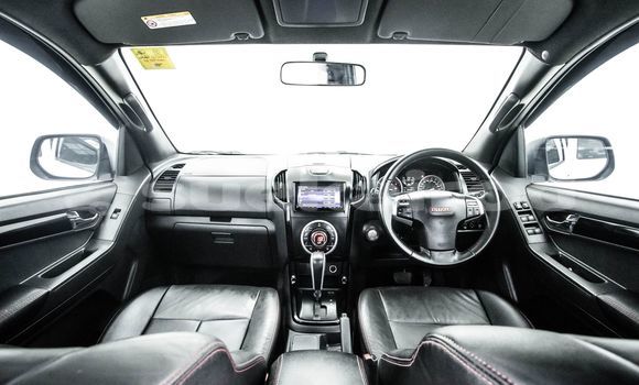 Buy Used Isuzu D-Max White Car in Bangkok in Bangkok Buy Used Isuzu D-Max White Car in Bangkok in Bangkok