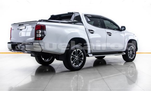 Buy Used Mitsubishi Triton White Car in Bangkok in Bangkok Buy Used Mitsubishi Triton White Car in Bangkok in Bangkok