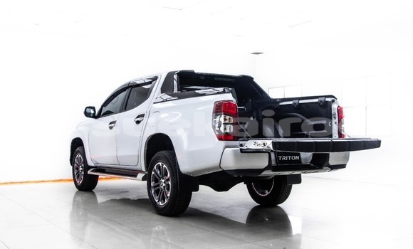 Buy Used Mitsubishi Triton White Car in Bangkok in Bangkok Buy Used Mitsubishi Triton White Car in Bangkok in Bangkok
