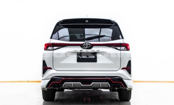 Buy Used Toyota Corolla Cross White Car in Bangkok in Bangkok Buy Used Toyota Corolla Cross White Car in Bangkok in Bangkok