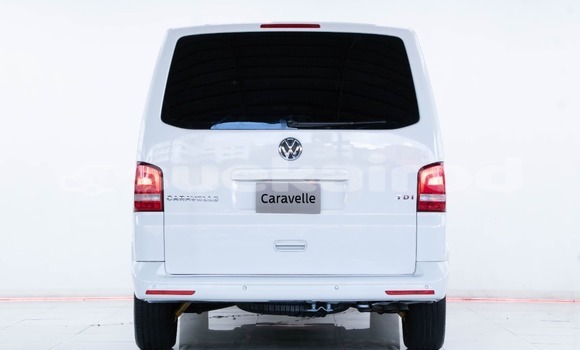 Buy Used Volkswagen Caravelle White Car in Bangkok in Bangkok Buy Used Volkswagen Caravelle White Car in Bangkok in Bangkok