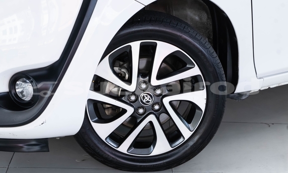 Buy Used Toyota Sienta White Car in Bangkok in Bangkok Buy Used Toyota Sienta White Car in Bangkok in Bangkok