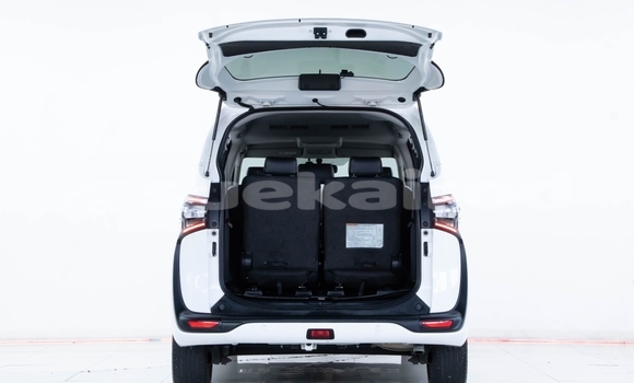 Buy Used Toyota Sienta White Car in Bangkok in Bangkok Buy Used Toyota Sienta White Car in Bangkok in Bangkok